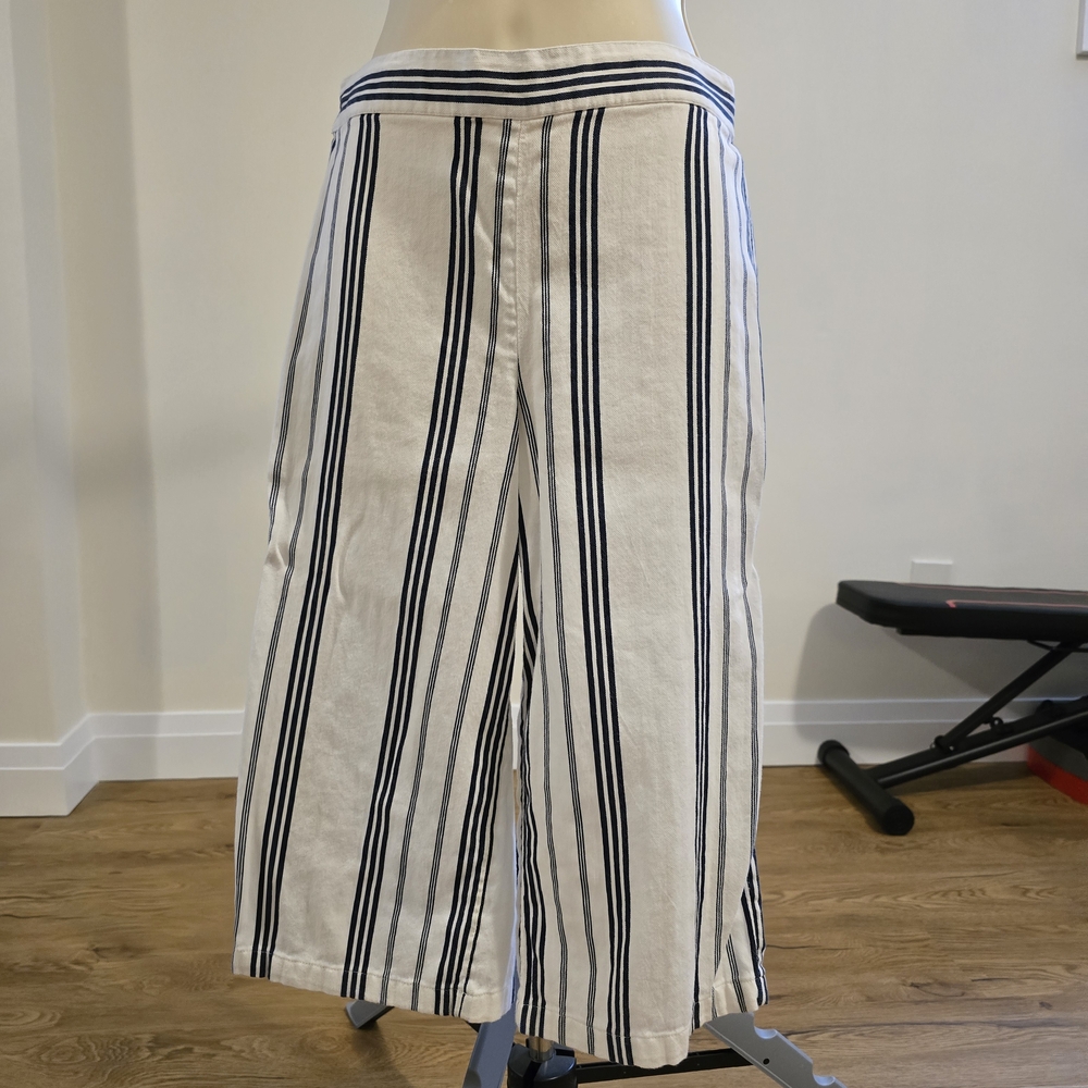 Others Follow Blue and White Striped Capris